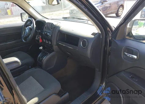 2017 Jeep Patriot Latitude Fwd из США, поврежденный, VIN 1C4NJPFB6HD183672